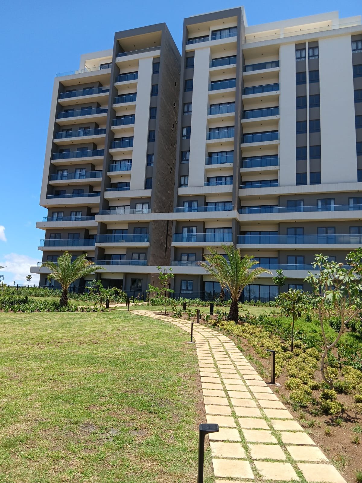 491740685_1156154463192388_7522597208693794723_n Apartments For Sale in Moka Smart City