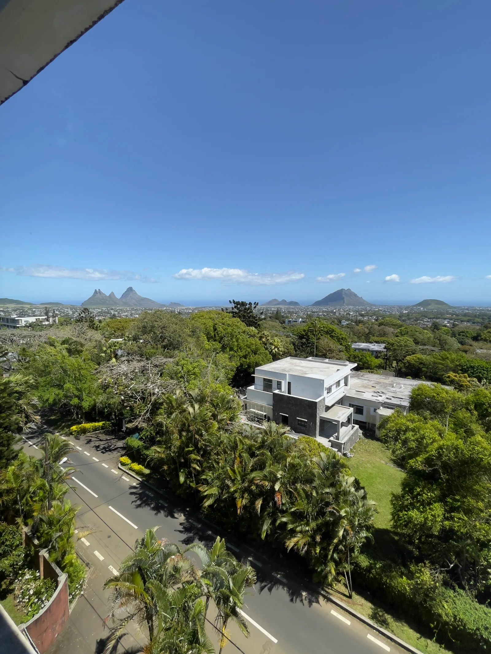 Apartment For Rent in Floreal, Mauritius