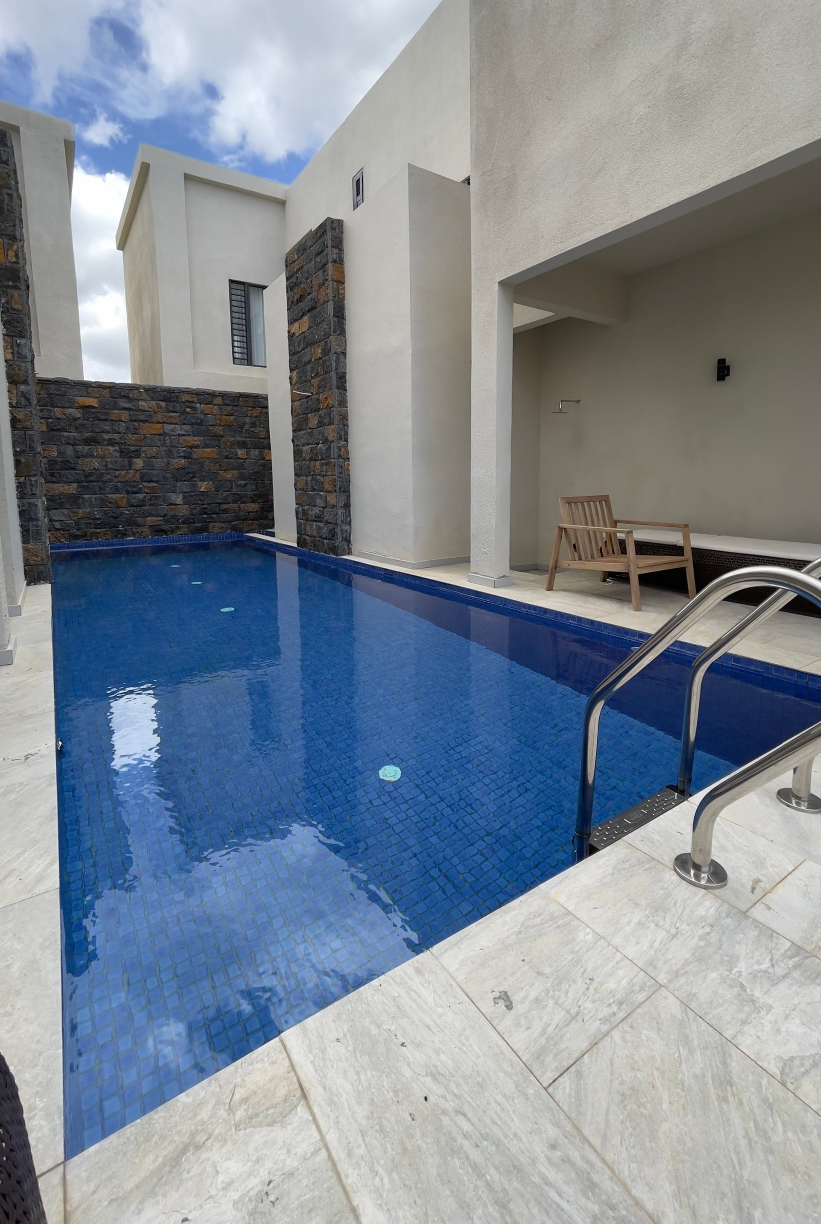 Luxurious Apartments for Rent in Ruisseau Palmyre, Flic en Flac