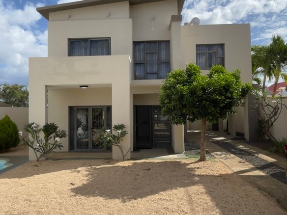 Luxurious Villa for Rent in Flic en Flac, Mauritius
