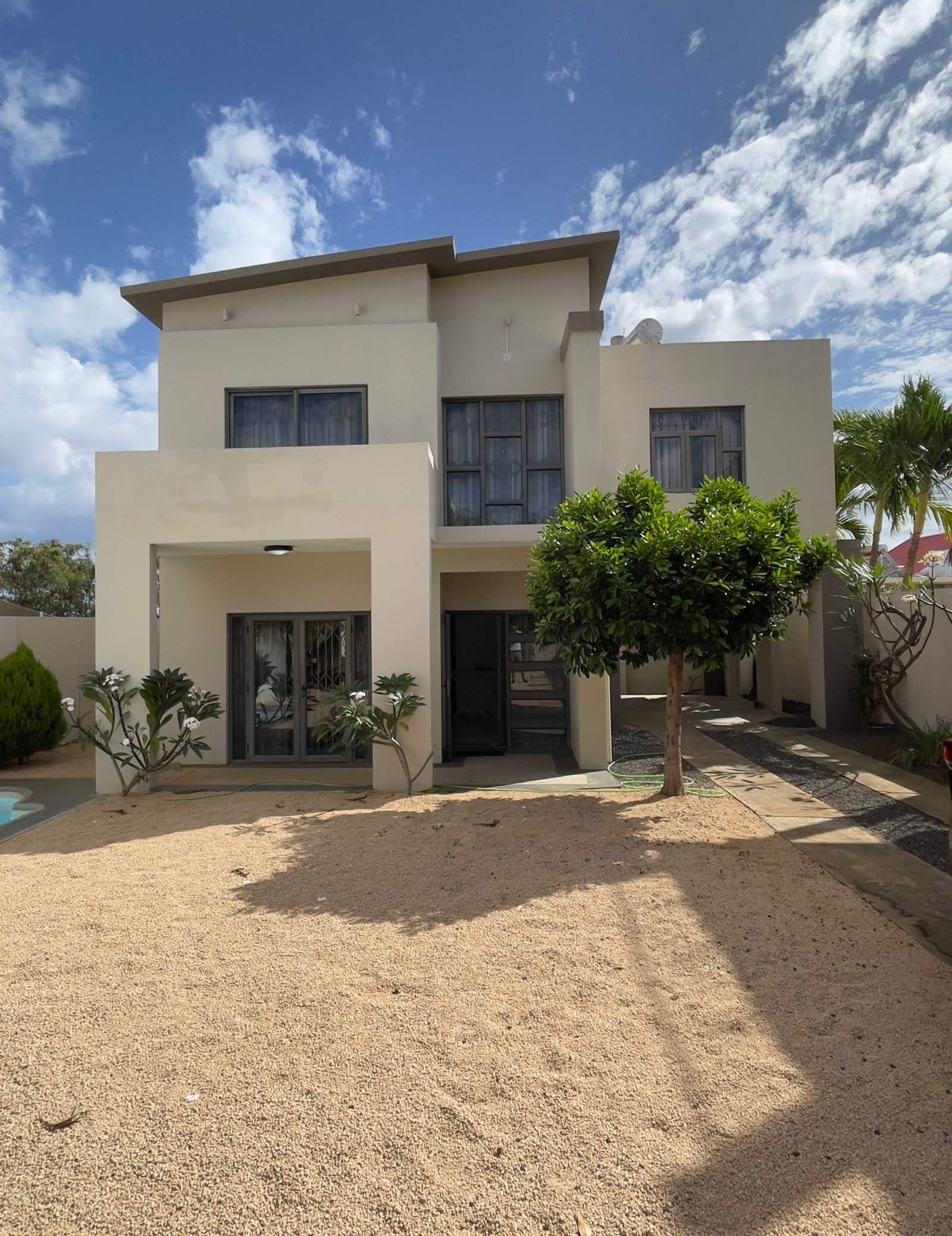 Luxurious Villa for Rent in Flic en Flac, Mauritius