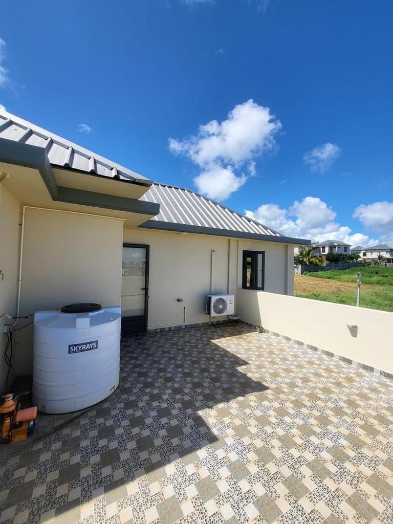 Luxurious Villa for Rent in Jardin d’Anna, Flic en Flac