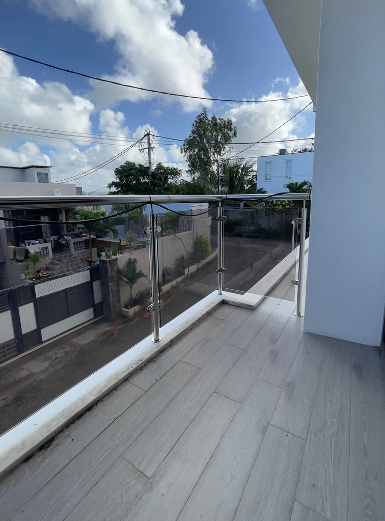 272db863-275d-4ccd-b3c0-1bca0dc9221d Elegant Duplex For Sale in Grand Baie, Mauritius